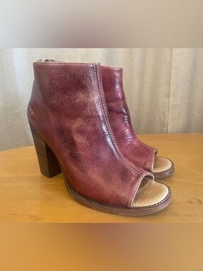 Bed-Stu Peep-Toe Leather Ankle Booties in Burgundy